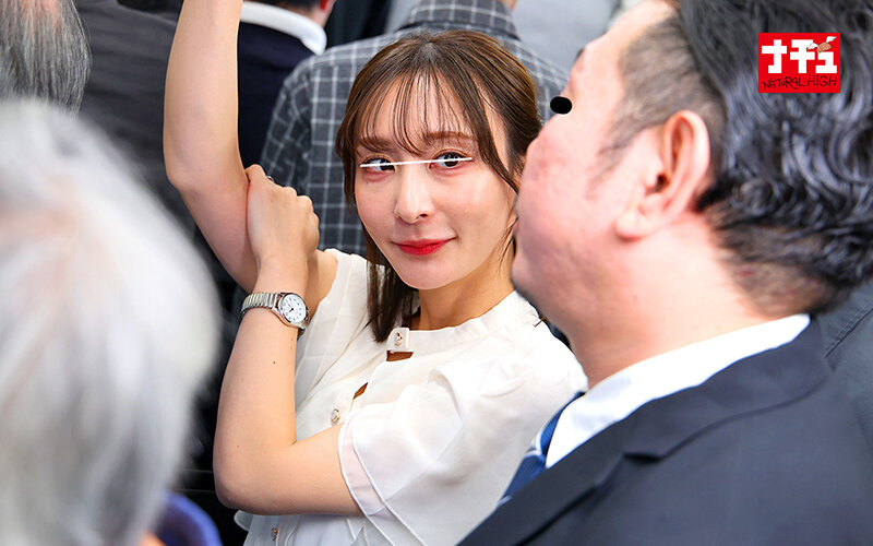 パンティ越し指マン羞恥3 言い訳できないほど愛液で濡れた巨尻を震わせイキ乱れる美熟女のサンプル画像9